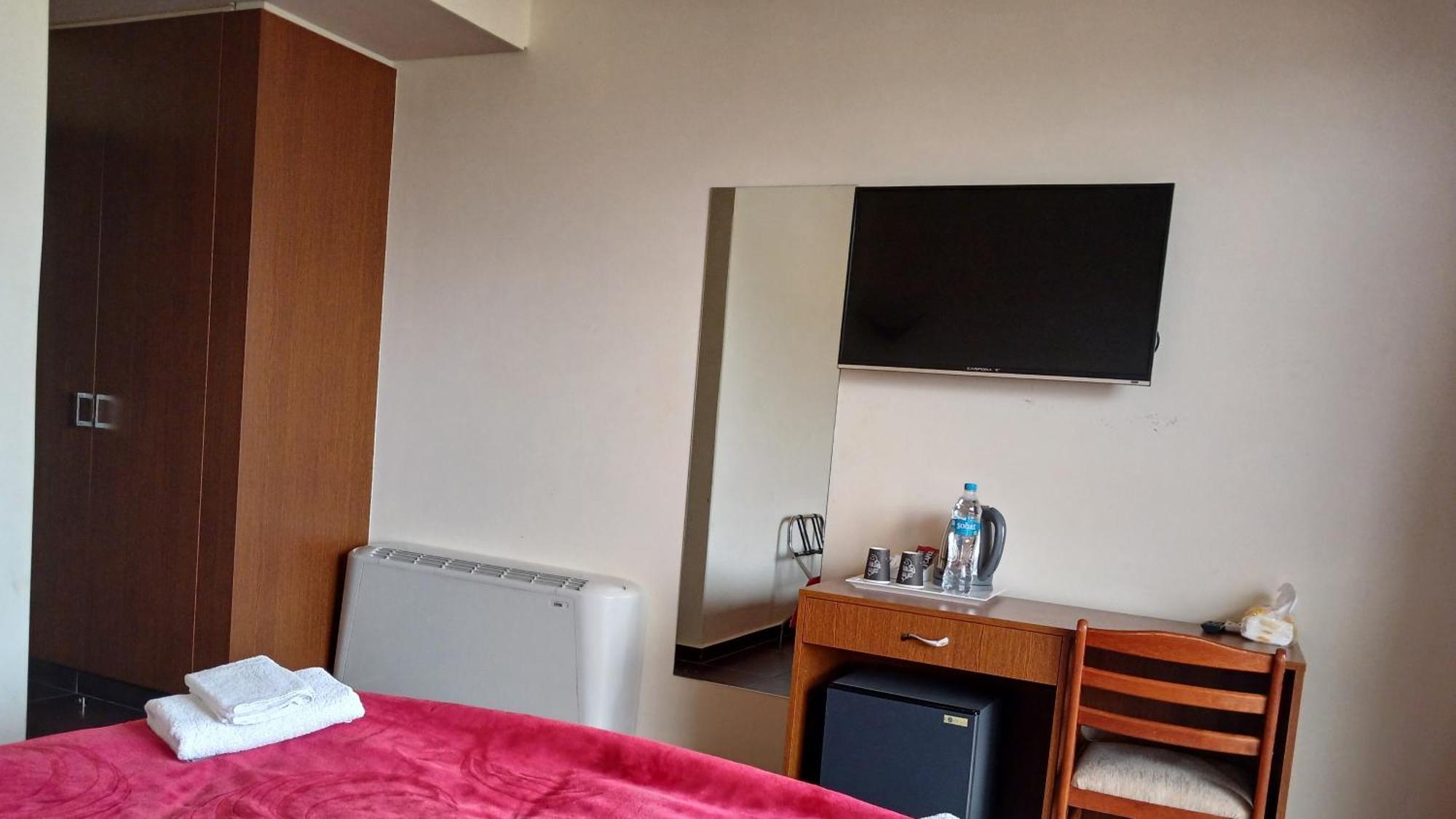ג'זין Iris Flower Hotel מראה חיצוני תמונה
