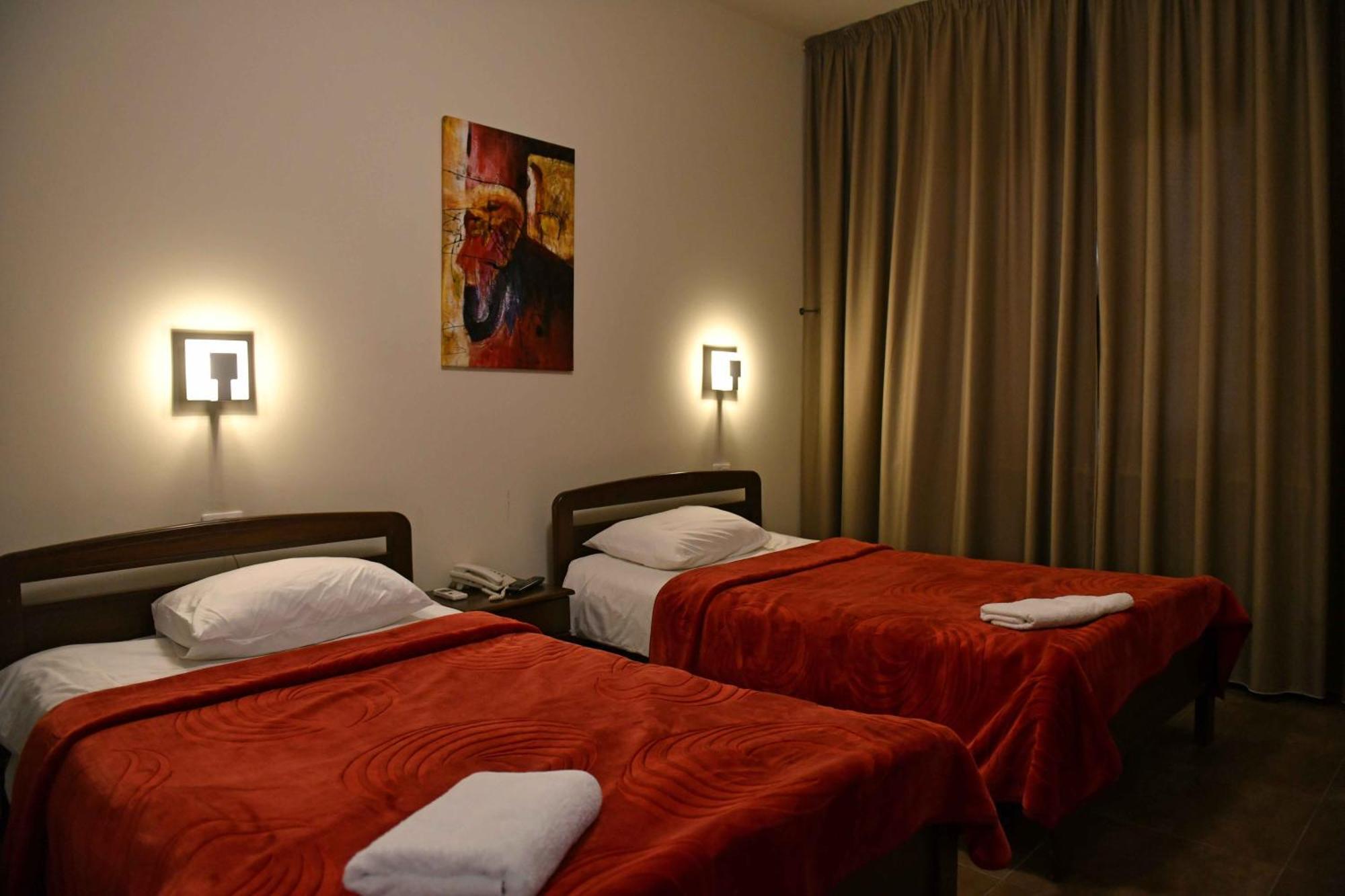 ג'זין Iris Flower Hotel מראה חיצוני תמונה